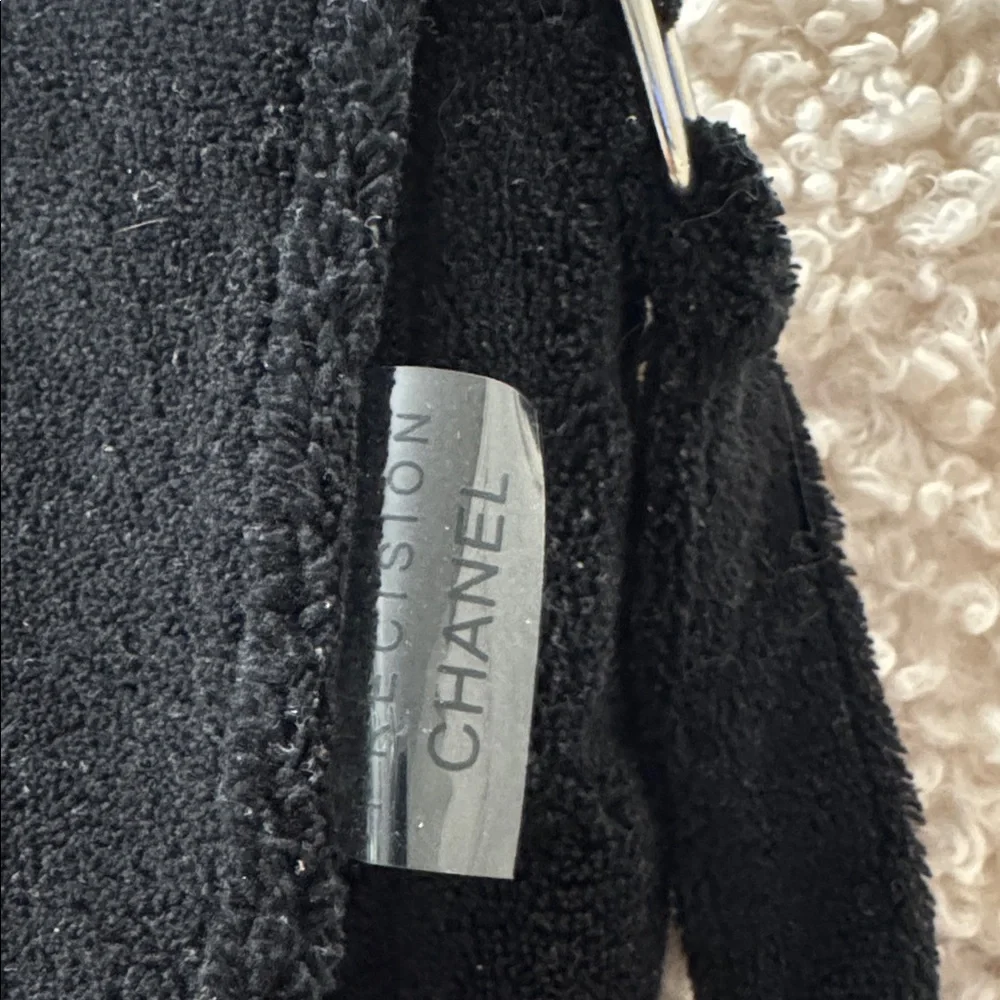 CHANEL Beauty VIP Gift Black Terry Cloth CC Logo Shoulder Bag Promo Rare - Picture 3 of 6